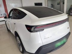 Tesla Model Y Long Range All-Wheel Drive Launch Edition - ფოტო 4