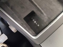 Tesla Model Y Long Range All-Wheel Drive Launch Edition - ფოტო 8