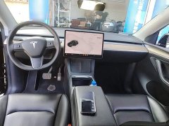Tesla Model Y Long Range All-Wheel Drive - ფოტო 9