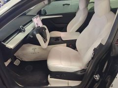 Tesla Model Y Performance All-Wheel Drive - ფოტო 14