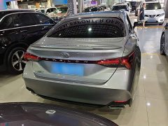 Toyota Camry 2.5L Base - ფოტო 5