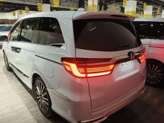 Honda Elysion 2.0L e:HEV Elite - ფოტო 4
