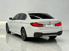 BMW 5 Series 530Li Premier M Sport Package - ფოტო 4