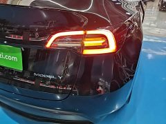 Tesla Model Y Standard Range RWD - ფოტო 7