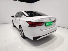 Nissan Teana 2021 2.0L XL Comfort - ფოტო 4