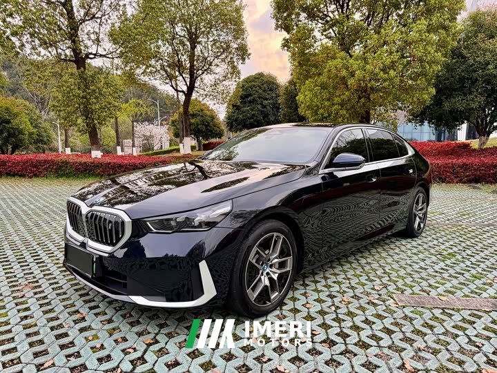 BMW i5 2024 eDrive 35L Premium M Sport Package - ავტომობილი ჩინეთიდან