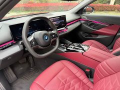 BMW i5 2024 eDrive 35L Premium M Sport Package - ფოტო 9
