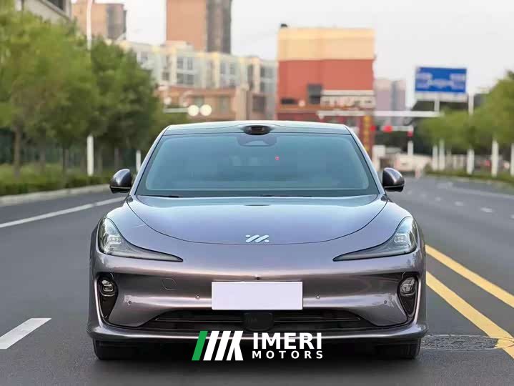 IM Motors Zhiji L6 Max - ავტომობილი ჩინეთიდან