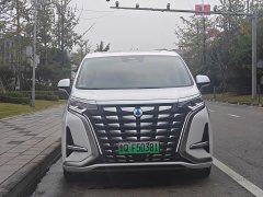 Denza BYD Denza D9 DM-i 980 Four-Wheel Drive Premium - ფოტო 2