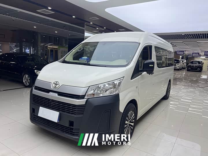 Toyota HIACE 3.5L Middle East Version