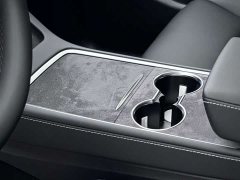 Tesla Model Y Rear-Wheel Drive - ფოტო 17