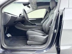Tesla Model Y Rear-Wheel Drive - ფოტო 4