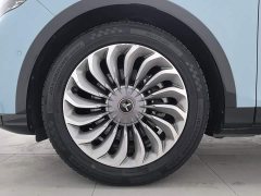 Voyah Lantu FREE Four-Wheel Drive Standard Extended Range Exclusive Luxury Package - ფოტო 17