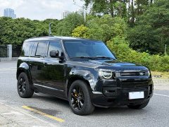 Land Rover Defender 110 P400 Dark Edition - ფოტო 3