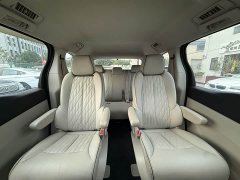 Buick GL8 Land Business Class 652T Luxury - ფოტო 19