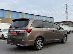Buick GL8 Land Business Class 652T Luxury - ფოტო 7