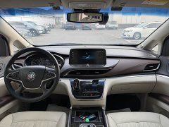 Buick GL8 Land Business Class 652T Luxury - ფოტო 8