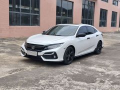 Honda Civic 2021 Hatchback 220 Turbo CVT Trendy Control - ფოტო 1