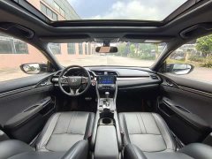 Honda Civic 2021 Hatchback 220 Turbo CVT Trendy Control - ფოტო 13