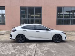 Honda Civic 2021 Hatchback 220 Turbo CVT Trendy Control - ფოტო 4