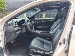Honda Civic 2021 Hatchback 220 Turbo CVT Trendy Control - ფოტო 9