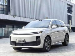 Li Auto L6 Pro Smart Refresh Edition - ფოტო 1