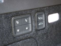 FAW Red Flag E-HS9 2022 660km Range Flagship Edition Six-Seater - ფოტო 12