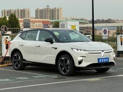 Voyah Lantu Zhiyin 2024 Long Range Super Charging Edition - ფოტო 3