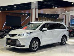 Toyota Sienna 2023 2.5L Hybrid Luxury - ფოტო 1