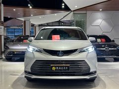 Toyota Sienna 2023 2.5L Hybrid Luxury - ფოტო 3