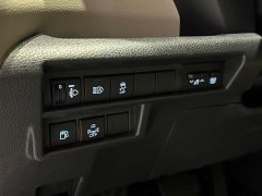 Toyota Sienna 2023 2.5L Hybrid Luxury - ფოტო 7