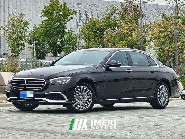 Mercedes-Benz E-Class Facelift E 300 L Sport Fashion Edition