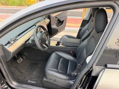 Tesla Model Y Rear-Wheel Drive - ფოტო 10