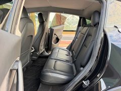 Tesla Model Y Rear-Wheel Drive - ფოტო 12