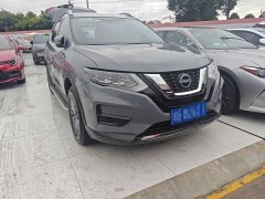 Nissan Qashqai Honor 2.0L FWD Premium - ფოტო 3