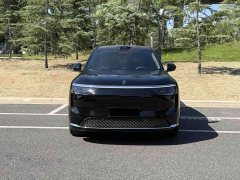 AITO M8 Pure Electric Max Six-Seat Long Range Edition (192-Channel LiDAR) - ფოტო 1