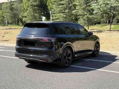 AITO M8 Pure Electric Max Six-Seat Long Range Edition (192-Channel LiDAR) - ფოტო 4
