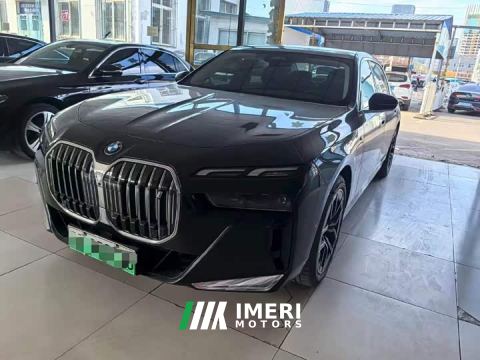 2025 BMW i7 eDrive50L Leading M Sport Package