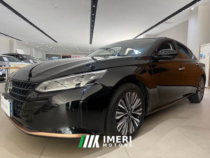Nissan Teana 2.0L SV Black Gold Edition