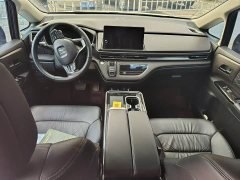 Honda Odyssey 2.0L e:HEV Luxury - ფოტო 3