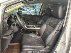 Honda Odyssey 2.0L e:HEV Luxury - ფოტო 7