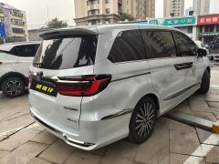 Honda Odyssey 2.0L e:HEV Luxury - ფოტო 9