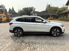BMW X1 sDrive20Li Fashion Edition - ფოტო 4