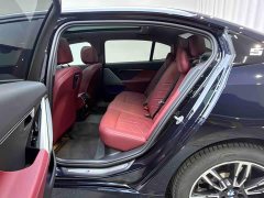 BMW 5 Series 525Li M Sport Package - ფოტო 13