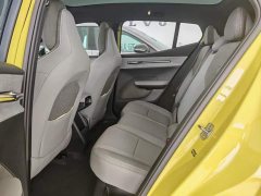 Volvo EX30 2025 Rear-Wheel Drive Long Range Plus - ფოტო 11