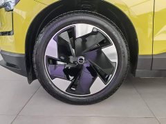 Volvo EX30 2025 Rear-Wheel Drive Long Range Plus - ფოტო 7