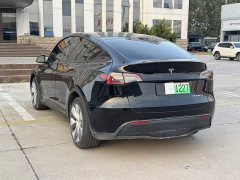 Tesla Model Y Long Range All-Wheel Drive - ფოტო 7