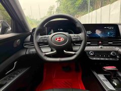 Hyundai Elantra 2023 1.5L CVT Luxury - ფოტო 5