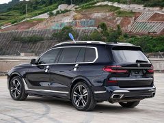 BMW X7 xDrive40i M Sport Luxury Package - ფოტო 3