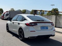 Honda Civic Hatchback 240 Turbo CVT Sharp Edition - ფოტო 14